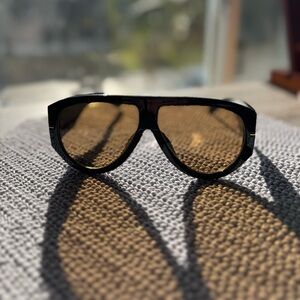 Stylish Black Sunglasses with Brown Lenses